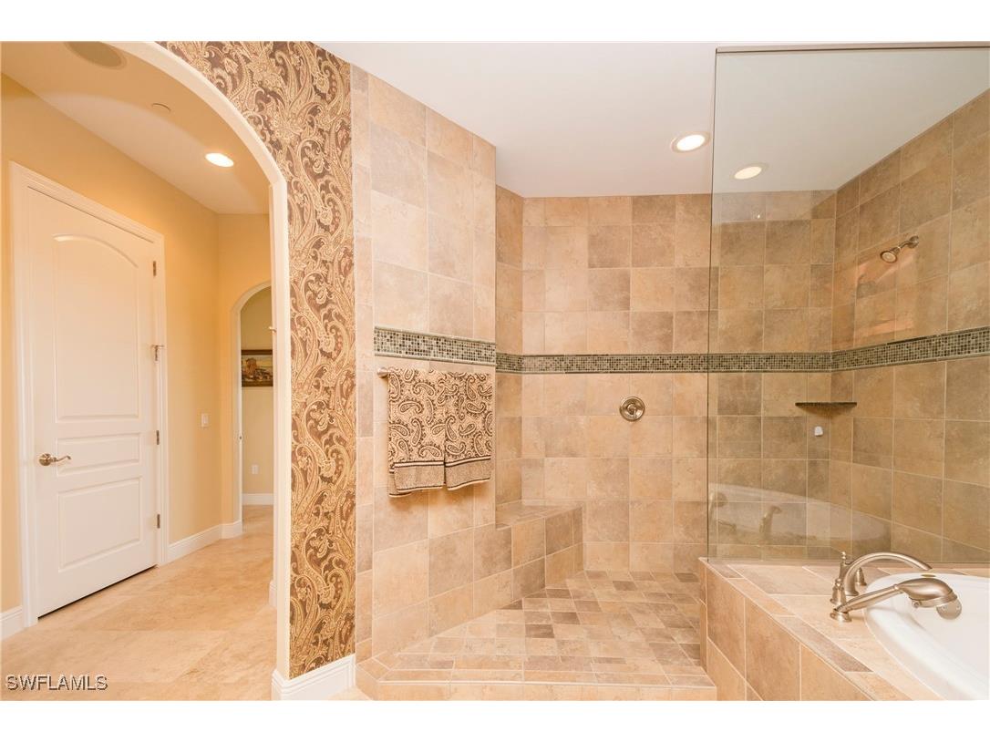 2538 Marquesa Royale Lane #PH 5-301 Naples FL 34109 225029453 image25