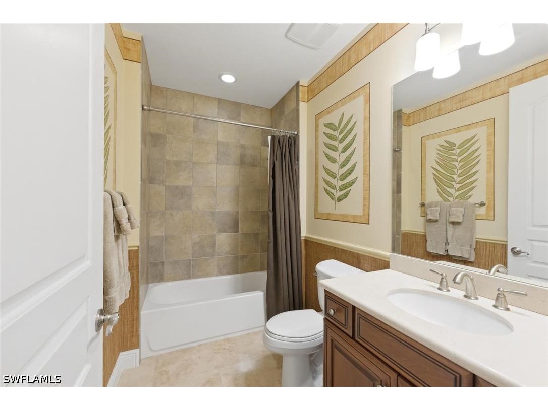 2538 Marquesa Royale Lane #PH 5-301 Naples FL 34109 226014407 image38