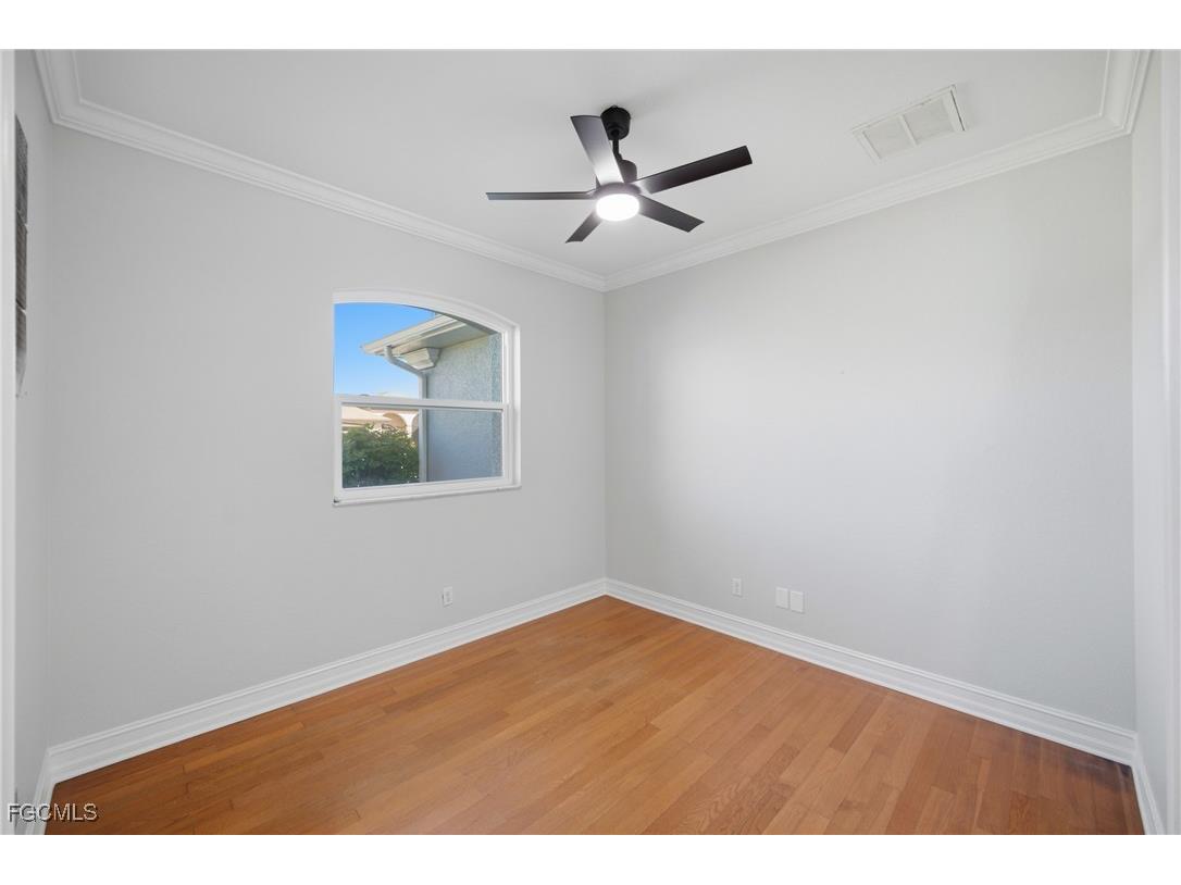 2538 SW 35th Lane Cape Coral FL 33914 2025012466 image18