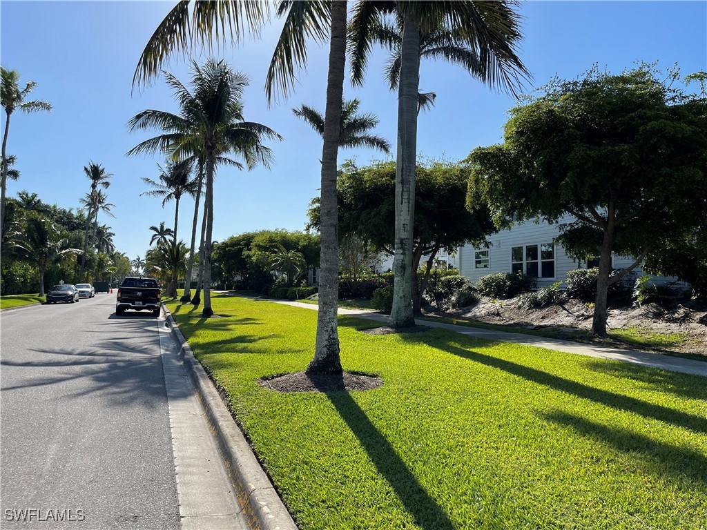 254 6th Avenue S #8 Naples FL 34102 225041354 image37