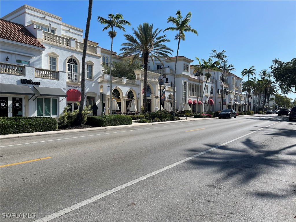 254 6th Avenue S #8 Naples FL 34102 225041354 image41