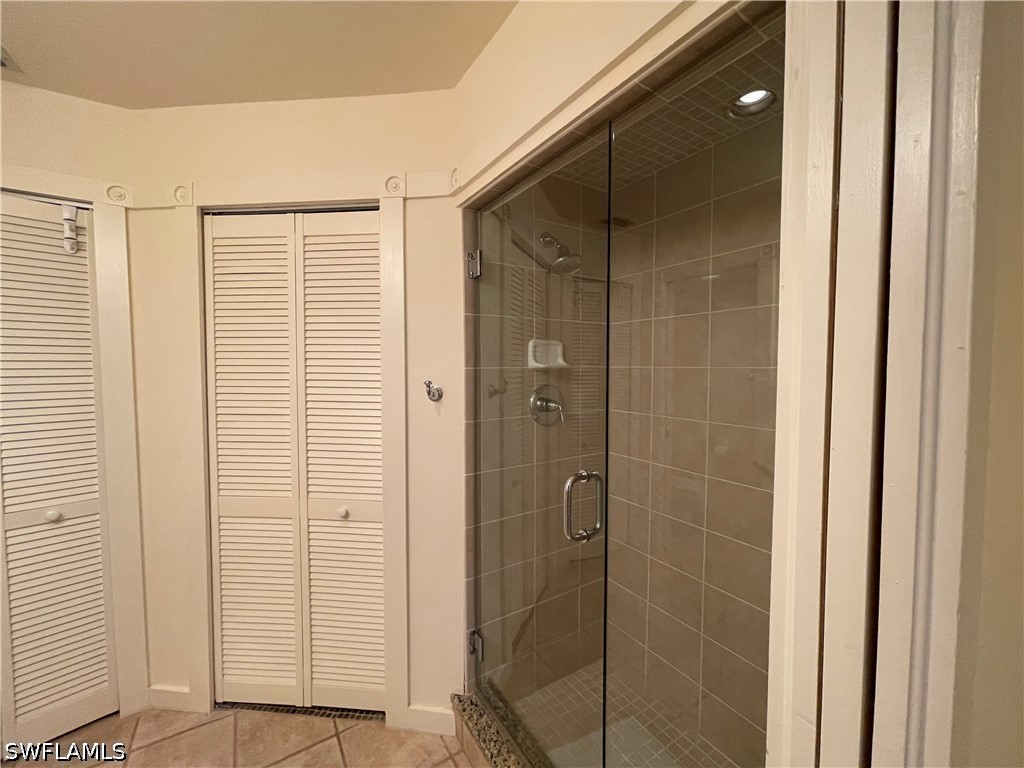 254 6th Avenue S #8 Naples FL 34102 226012853 image22