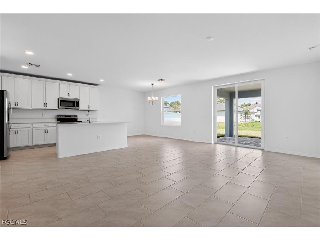 254 Lakeside Breeze Way Lehigh Acres FL 33936 2026012629 image4