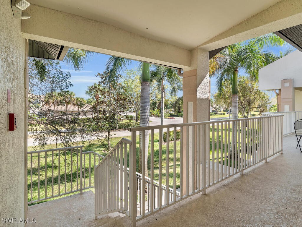 254 Newport Drive #412 Naples FL 34114 226003977 image3