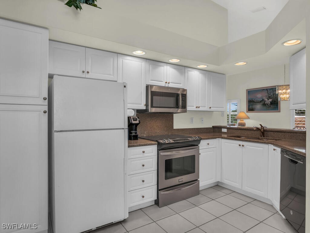 254 Newport Drive #412 Naples FL 34114 226003977 image5