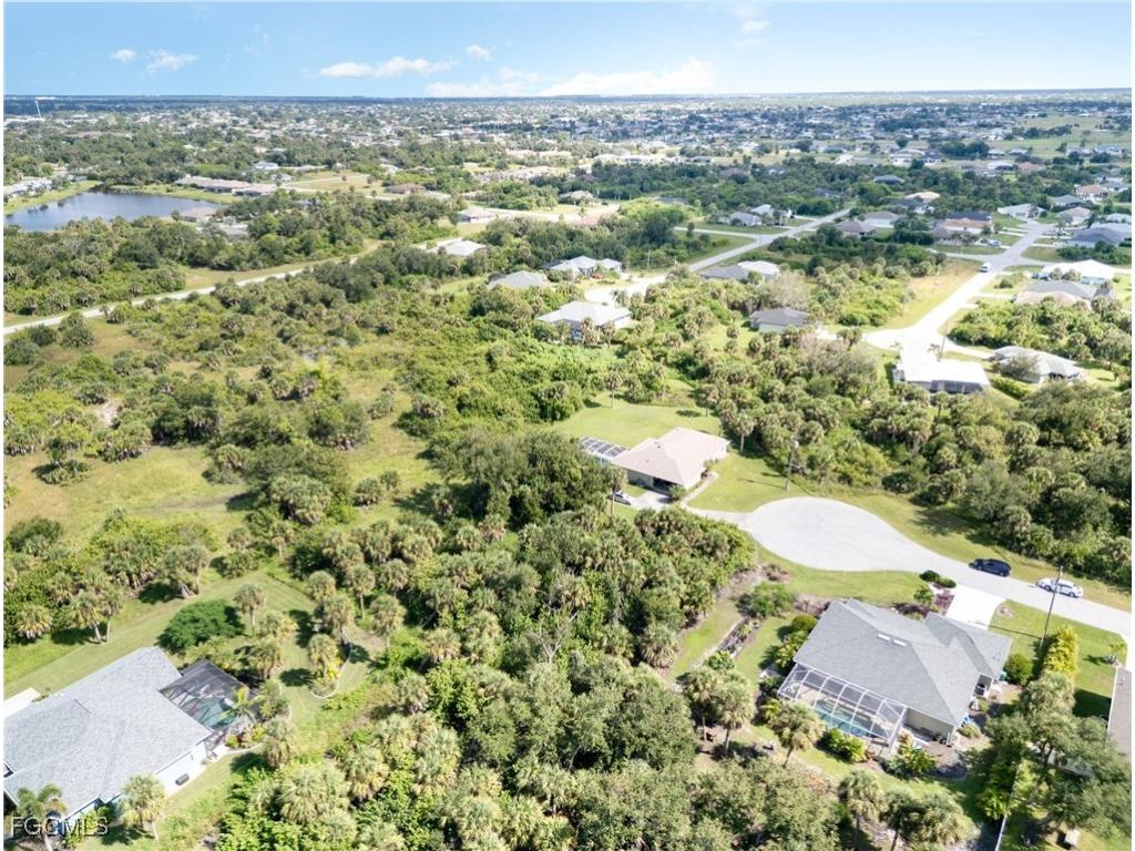 254 Spring Drive Rotonda West FL 33947 2025015632 image8