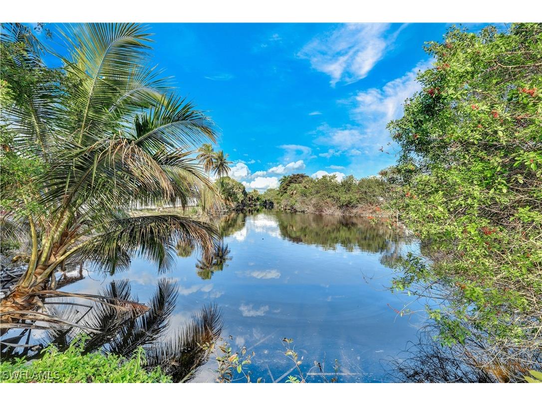 2540 47th Terrace SW Naples FL 34116 226009998 image3