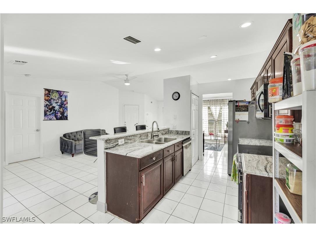 2540 47th Terrace SW Naples FL 34116 226009998 image9