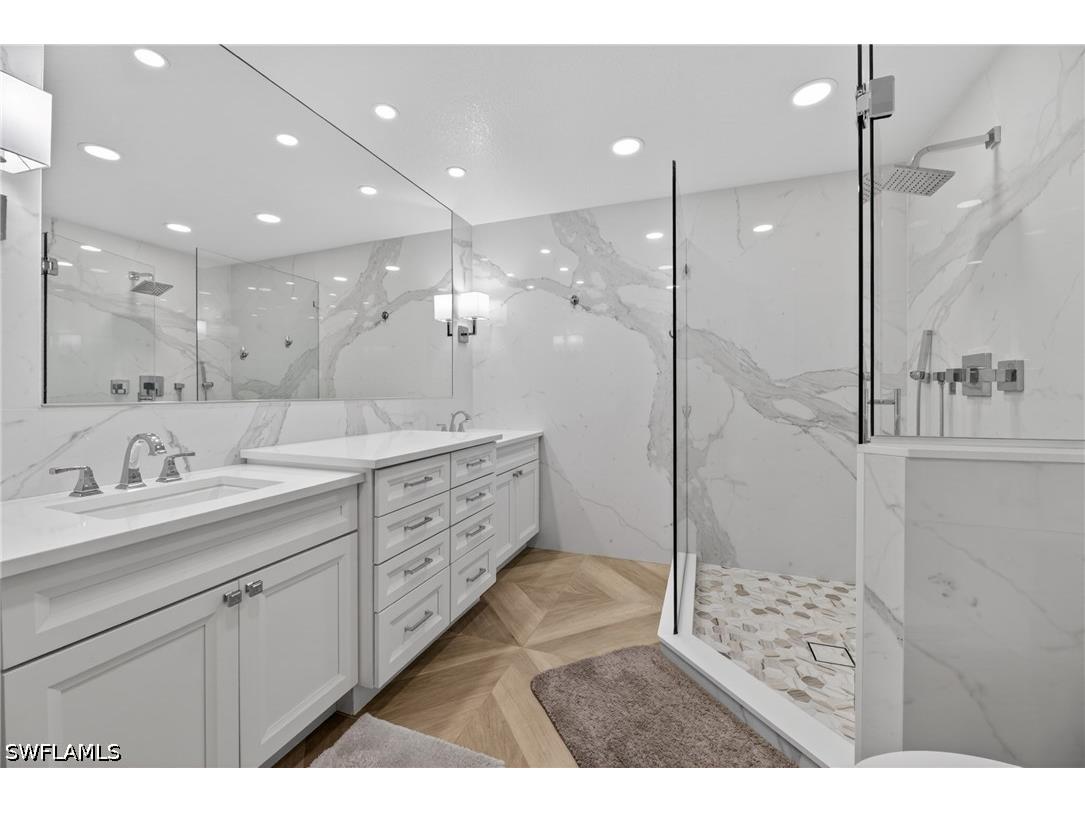 2540 Aspen Creek Lane #201 Naples FL 34119 226017178 image17