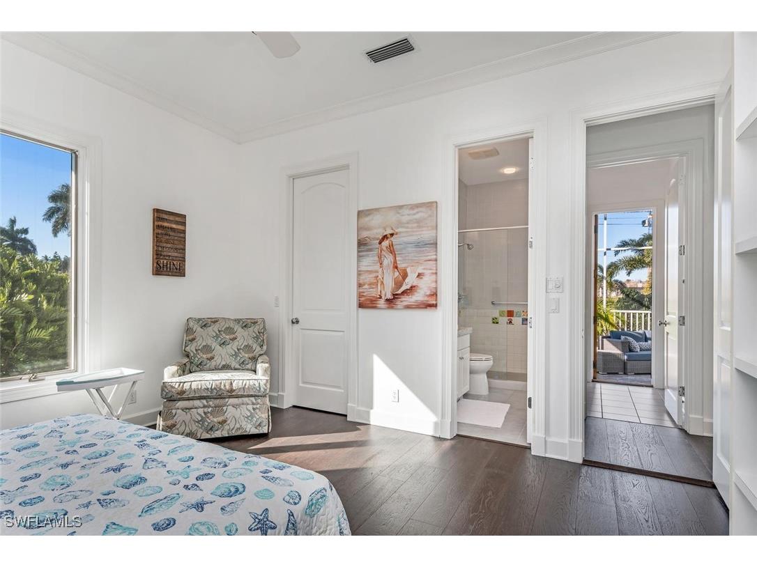 2540 Half Moon Walk Naples FL 34102 225055036 image28