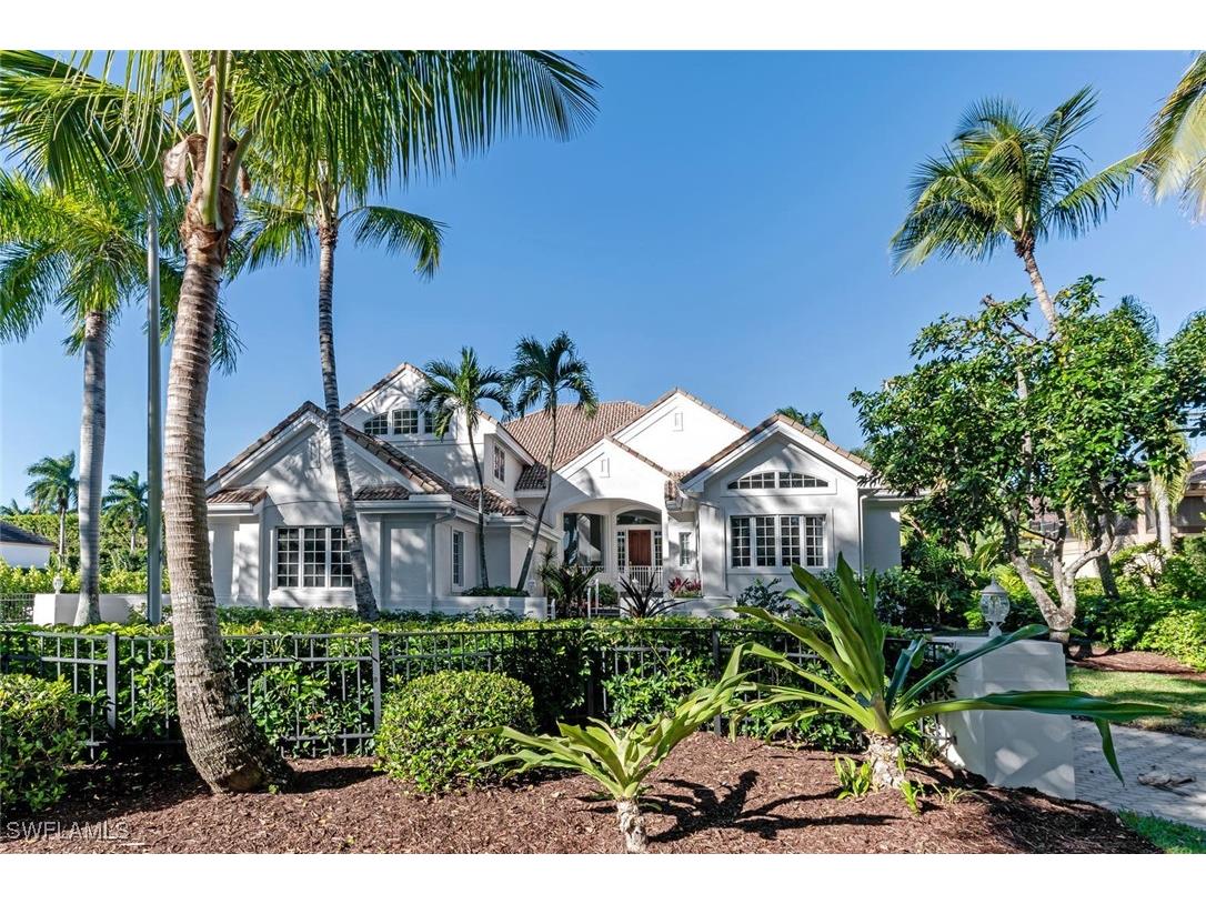 2540 Half Moon Walk Naples FL 34102 225056719 image2