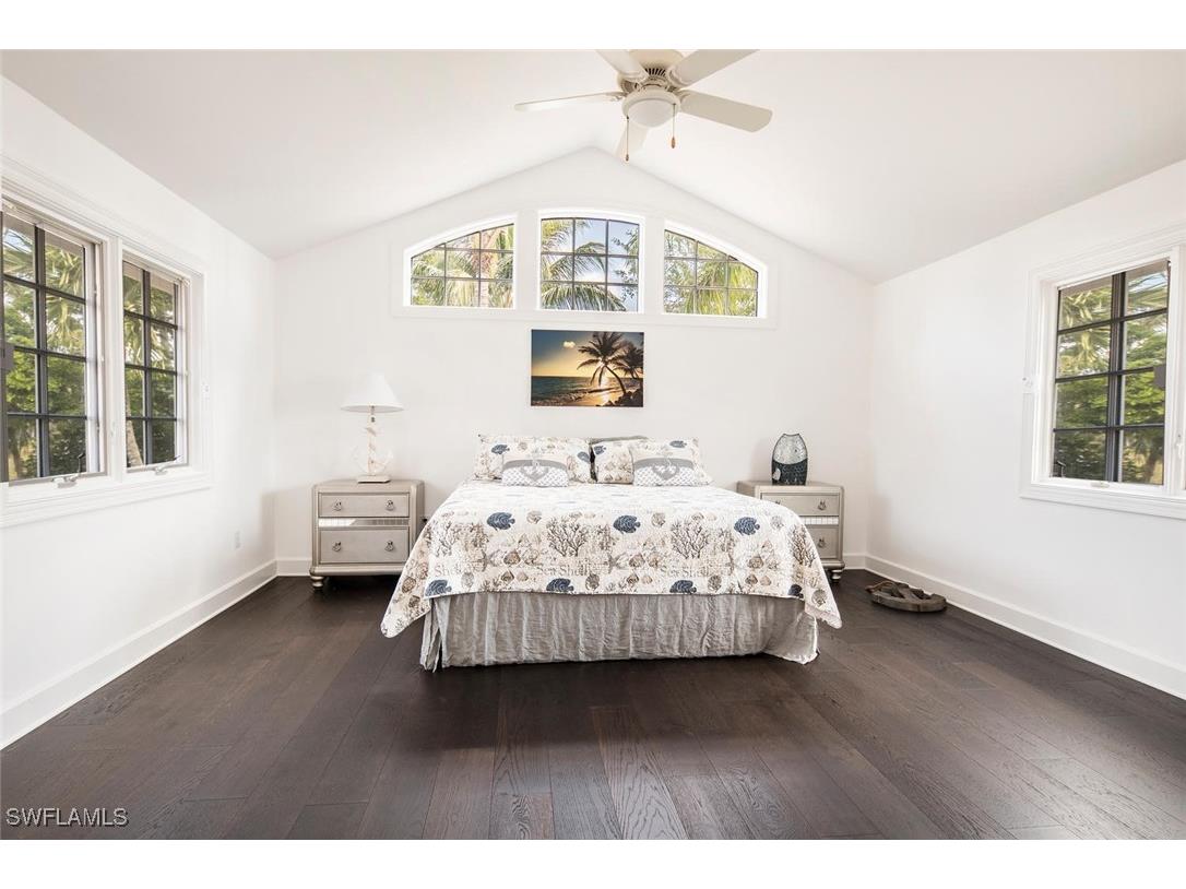 2540 Half Moon Walk Naples FL 34102 225056719 image35