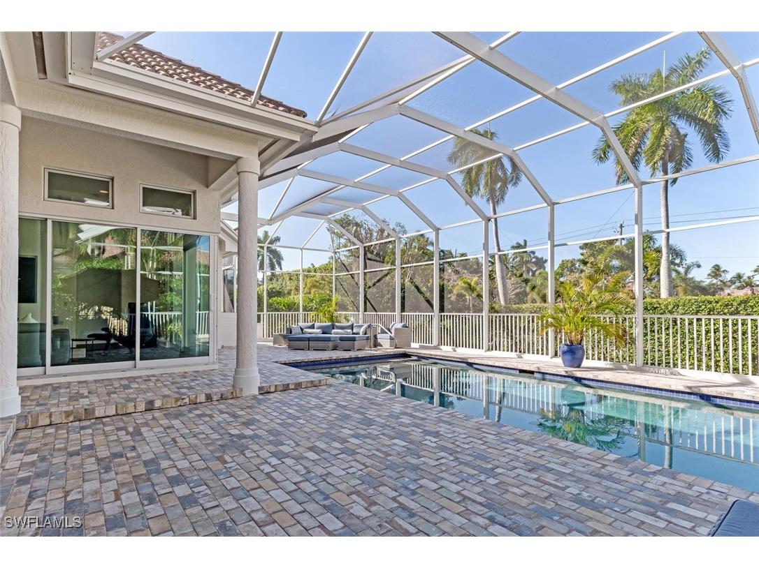 2540 Half Moon Walk Naples FL 34102 225056719 image42