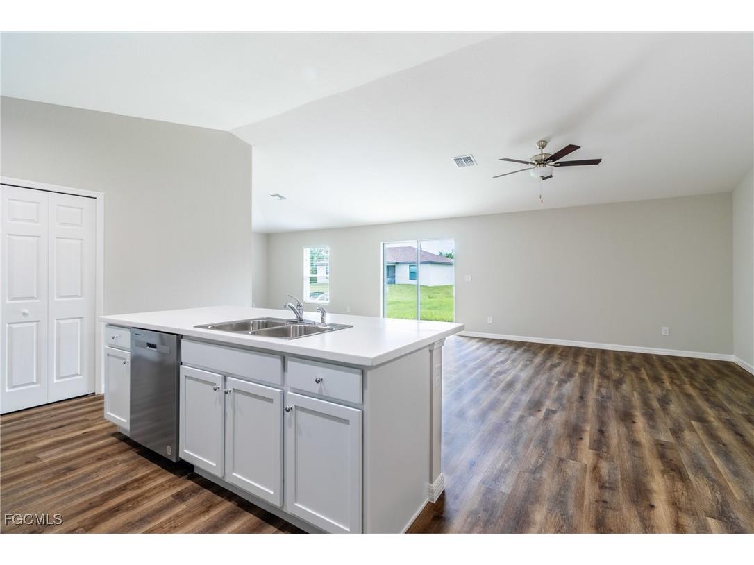 2540 NW 19th Place Cape Coral FL 33993 2025021002 image10