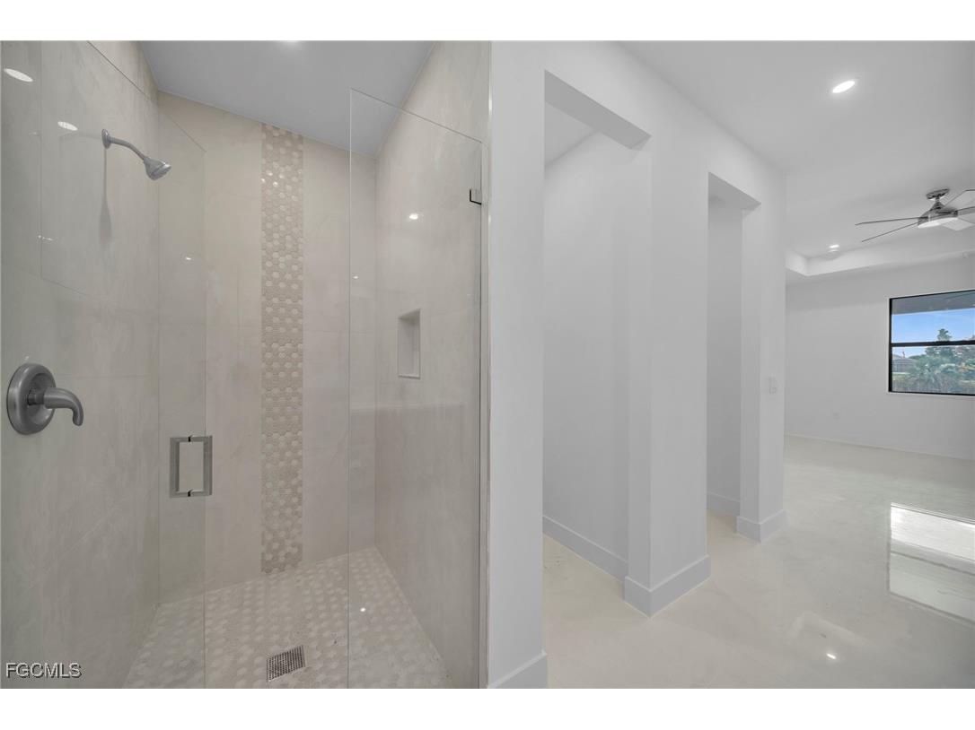 2540 NW 6th Terrace Cape Coral FL 33993 2025022438 image26