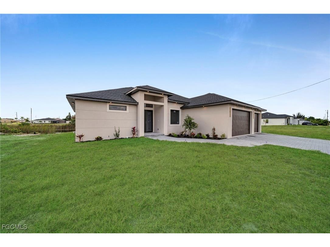 2540 NW 6th Terrace Cape Coral FL 33993 2025022438 image3