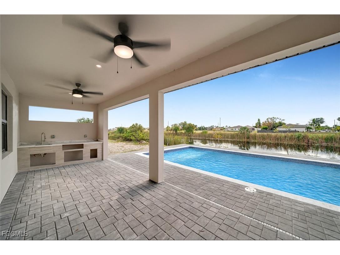 2540 NW 6th Terrace Cape Coral FL 33993 2025022438 image32