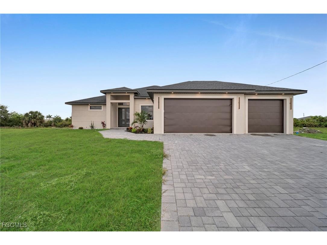 2540 NW 6th Terrace Cape Coral FL 33993 2025022438 image4