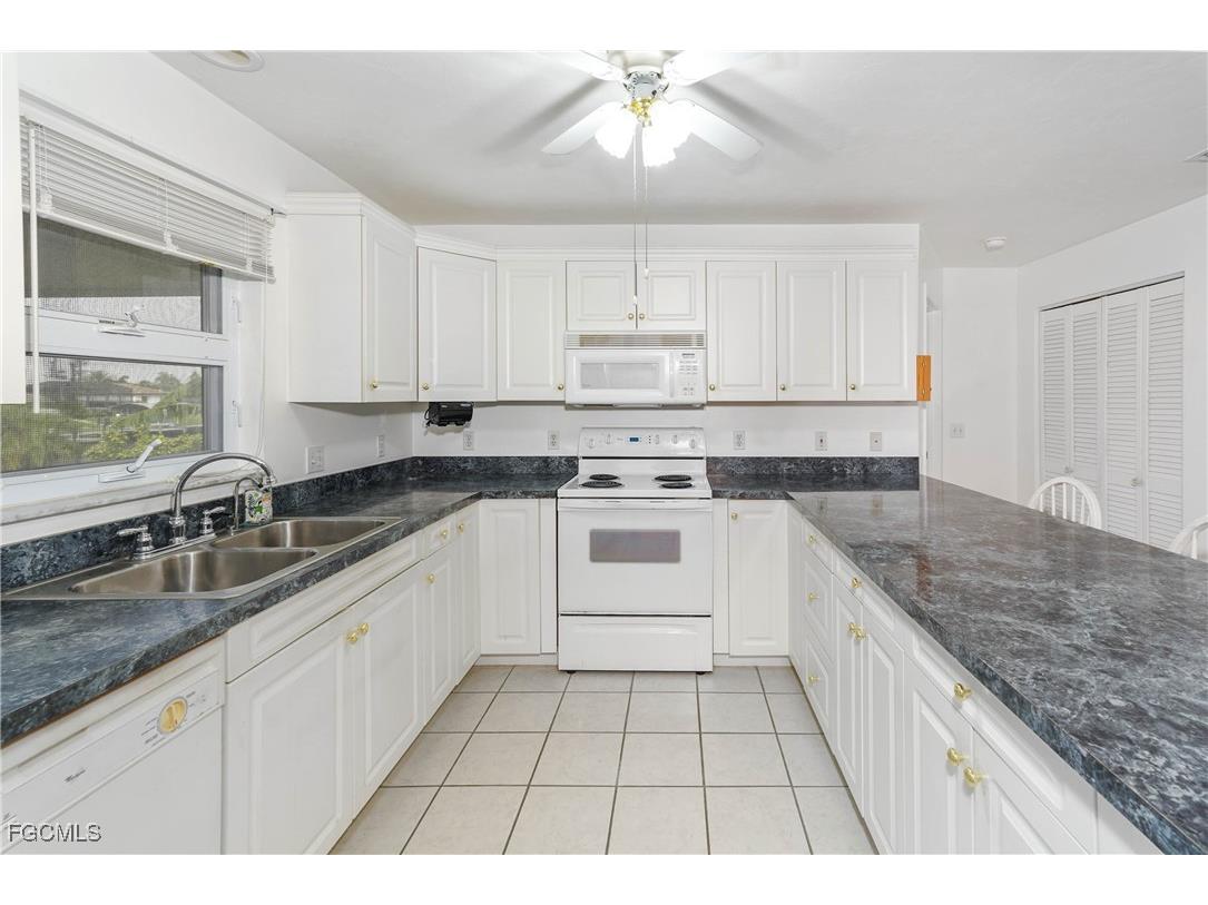 2540 Shelby Parkway Cape Coral FL 33904 2025017600 image12