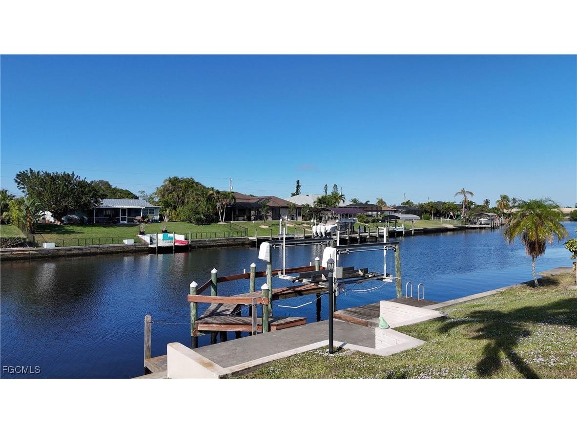 2540 Shelby Parkway Cape Coral FL 33904 2025017600 image28