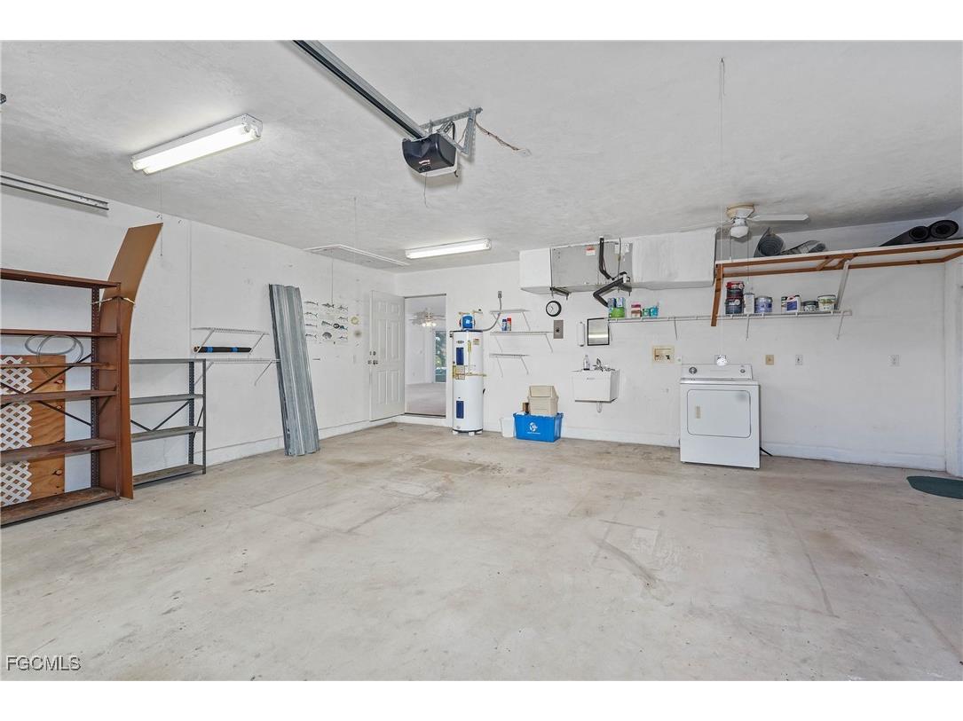 2540 Shelby Parkway Cape Coral FL 33904 2025017600 image38