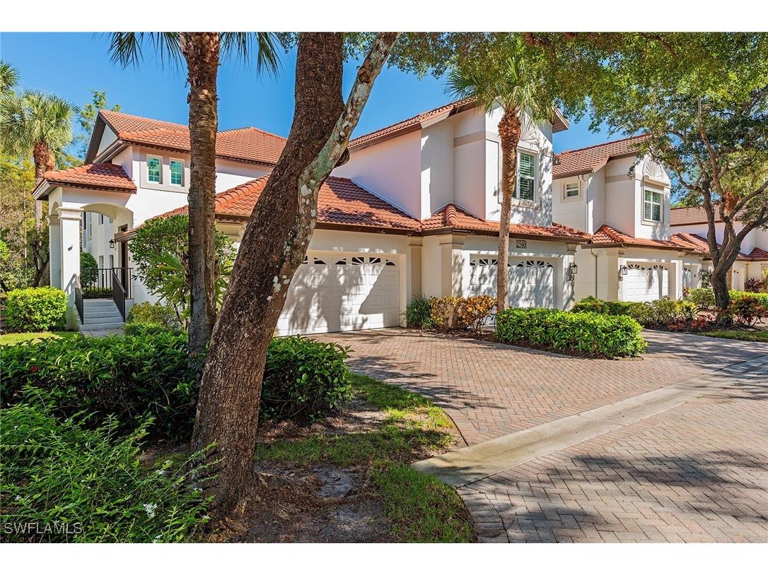 2540 Talon Court #503 Naples FL 34105 225075429 image1
