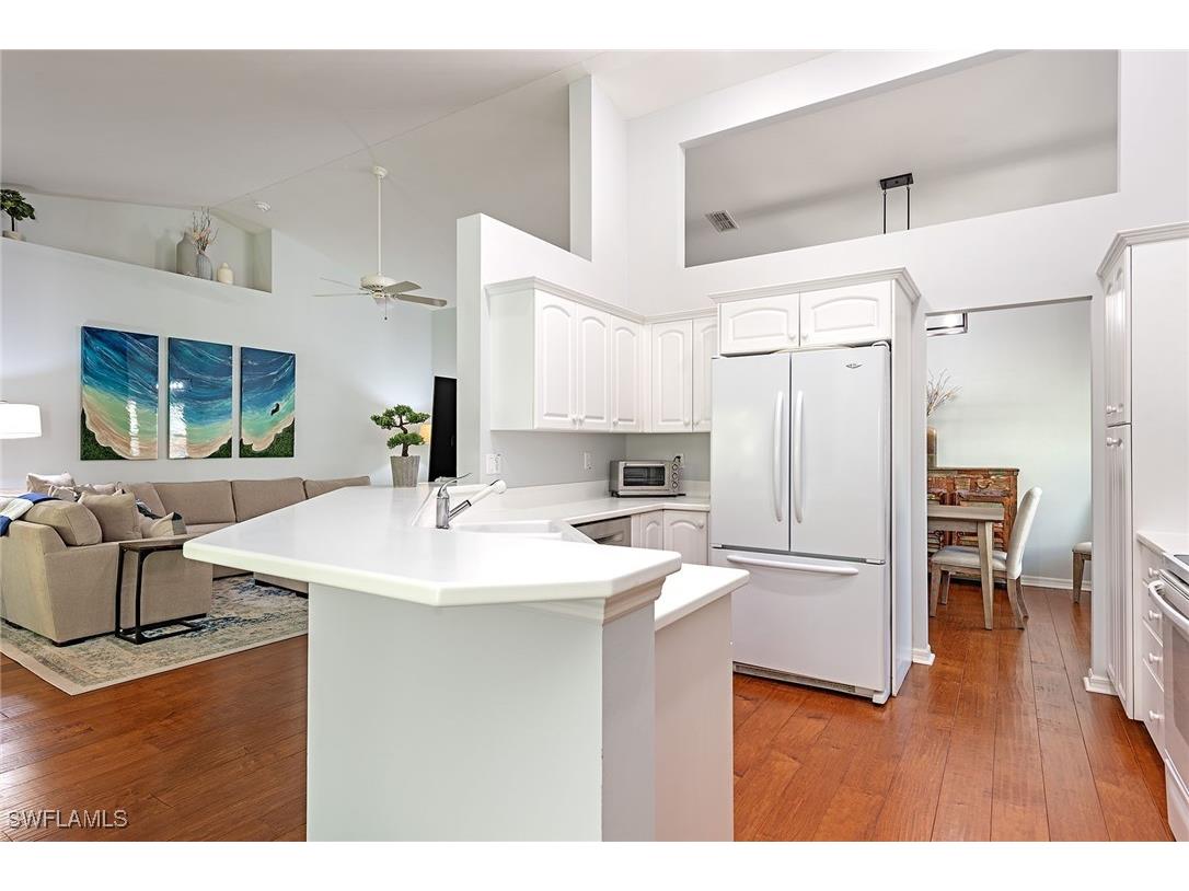 2540 Talon Court #503 Naples FL 34105 225075429 image4