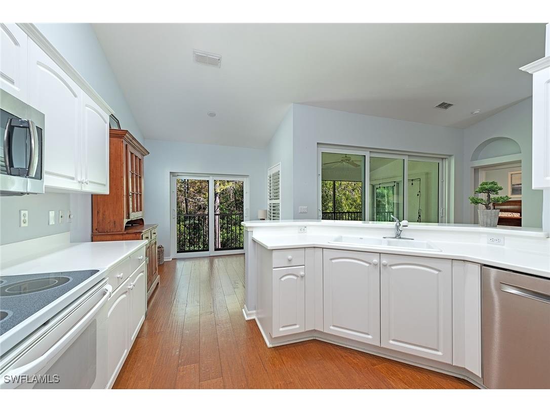 2540 Talon Court #503 Naples FL 34105 225075429 image5