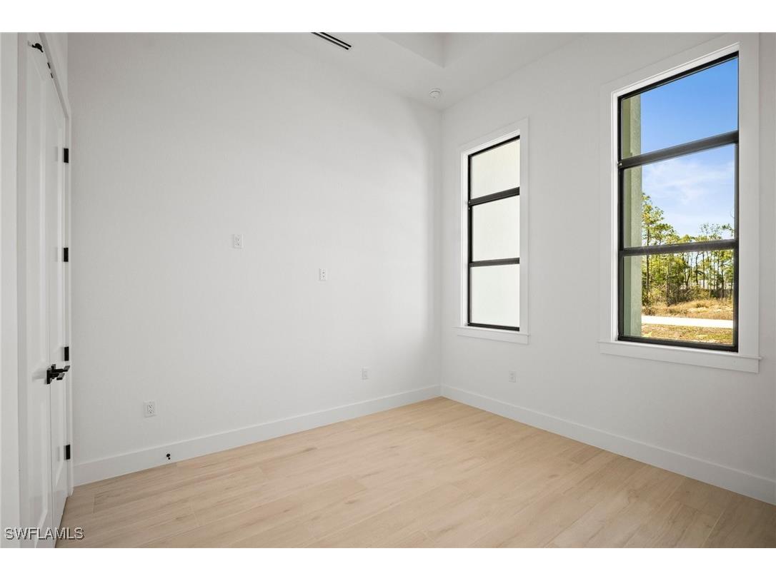 25400 Divot Drive Bonita Springs FL 34135 225047648 image3