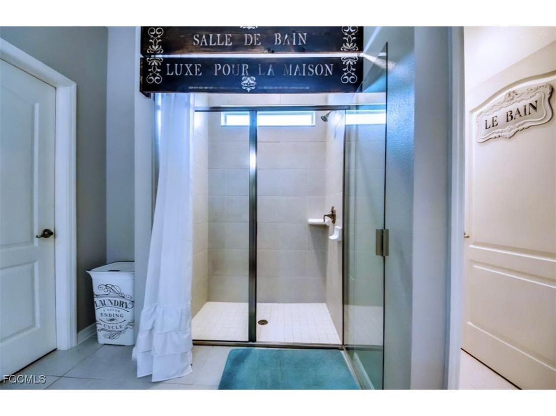 2541 SW 13th Avenue Cape Coral FL 33914 2025020539 image18