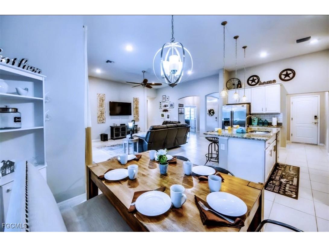 2541 SW 13th Avenue Cape Coral FL 33914 2025020539 image9