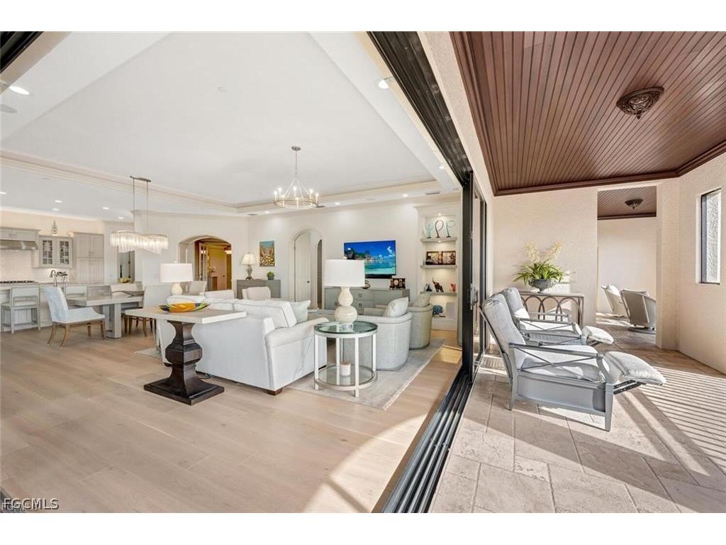 2542 Marquesa Royale Lane #6 Naples FL 34109 2026012432 image19