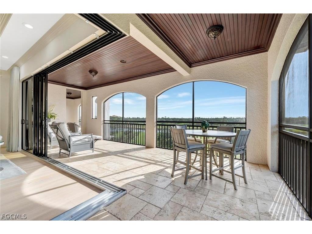 2542 Marquesa Royale Lane #6 Naples FL 34109 2026012432 image4