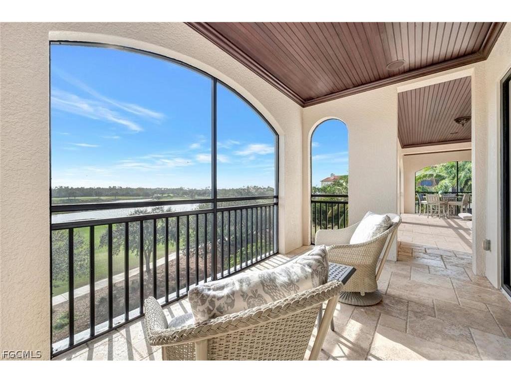 2542 Marquesa Royale Lane #6 Naples FL 34109 2026012432 image5