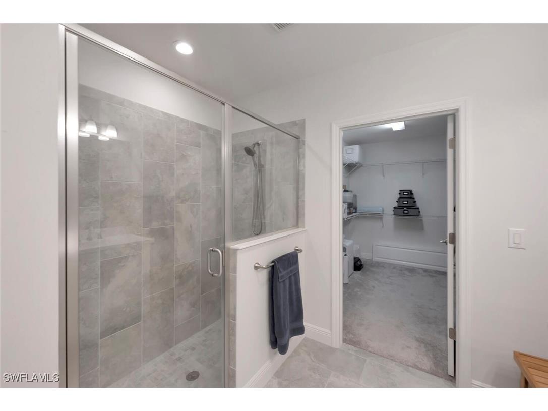 2542 Seychelles Drive #704 Naples FL 34112 225077736 image16