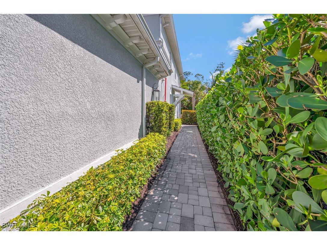 2542 Seychelles Drive #704 Naples FL 34112 225077736 image27