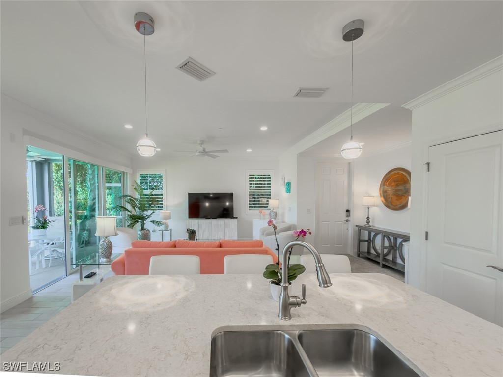 2543 Seychelles Drive #604 Naples FL 34112 226004000 image16