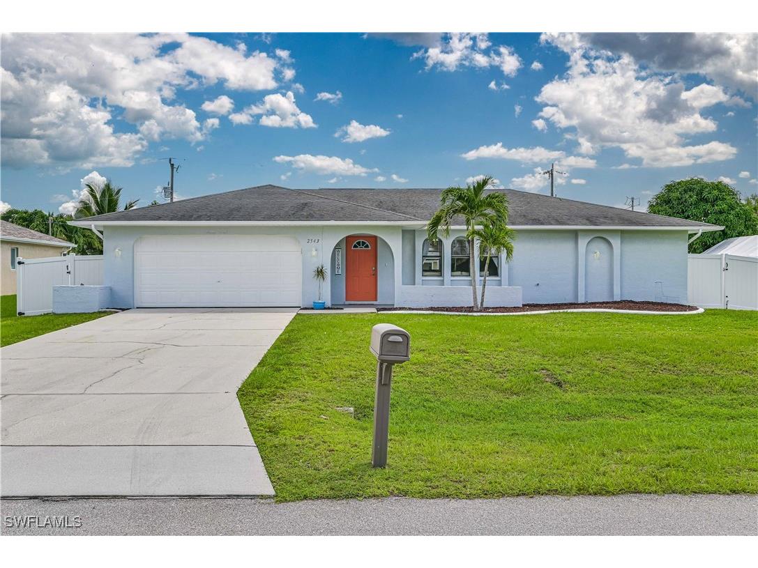 2543 SW 4th Place Cape Coral FL 33914 225019744 image1