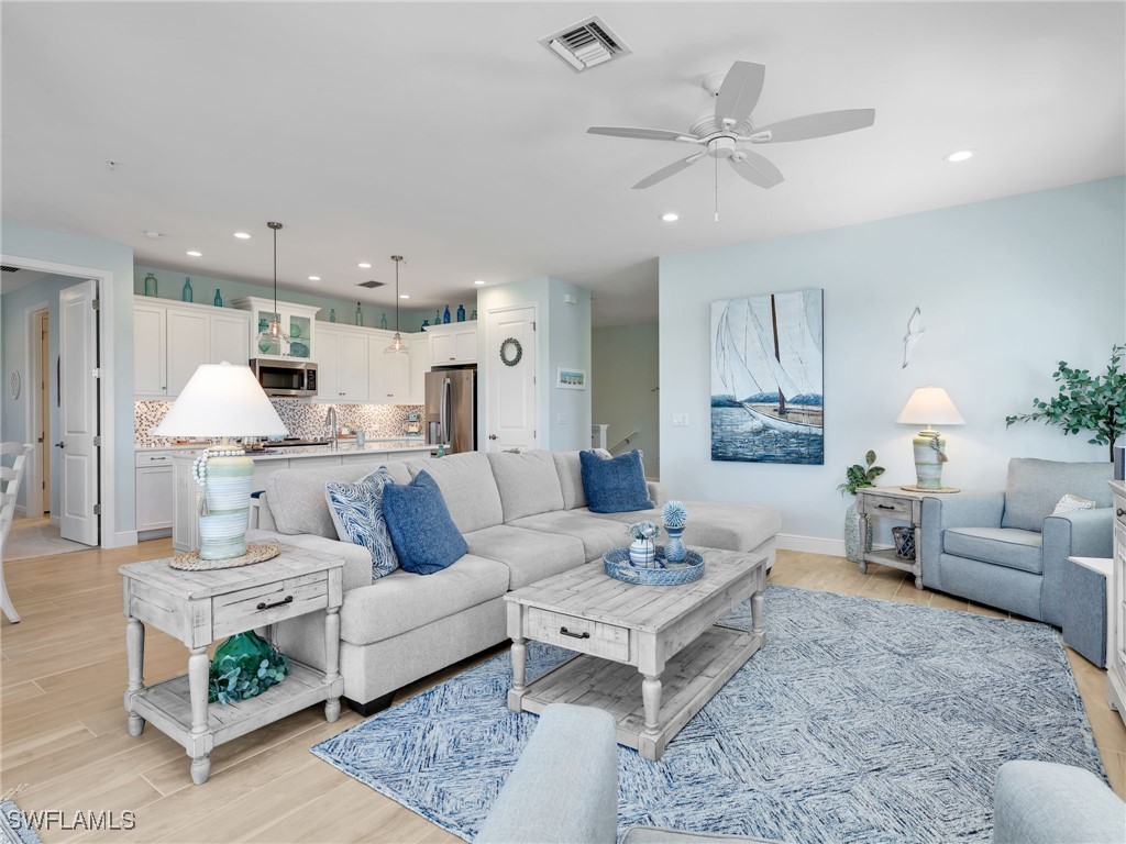 2543 Seychelles Drive #605 Naples FL 34112 225074907 image12