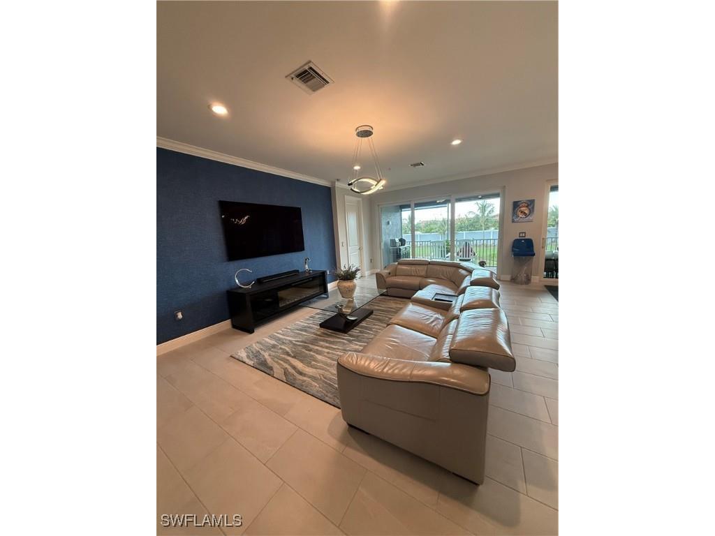 2543 Seychelles Drive #607 Naples FL 34112 225066622 image5
