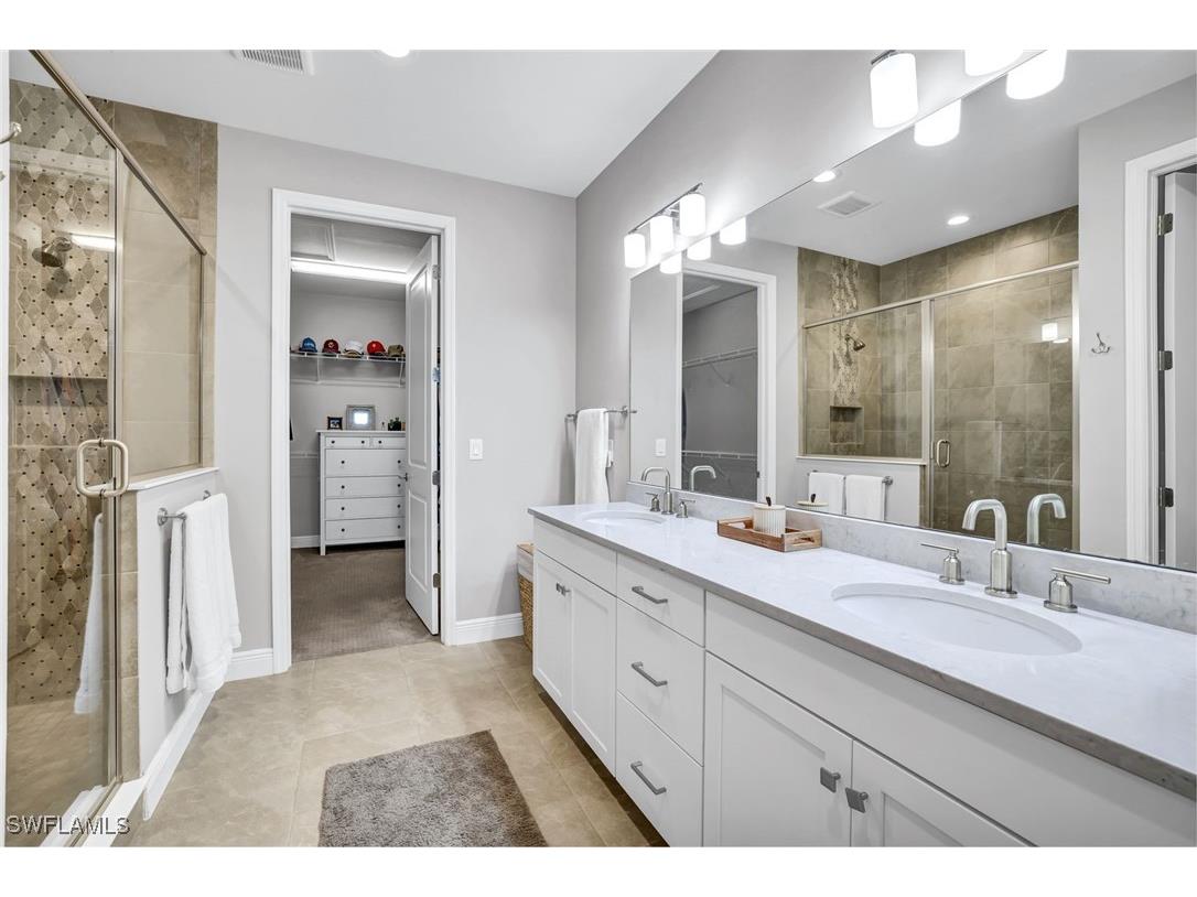 2543 Seychelles Drive #608 Naples FL 34112 225034840 image12