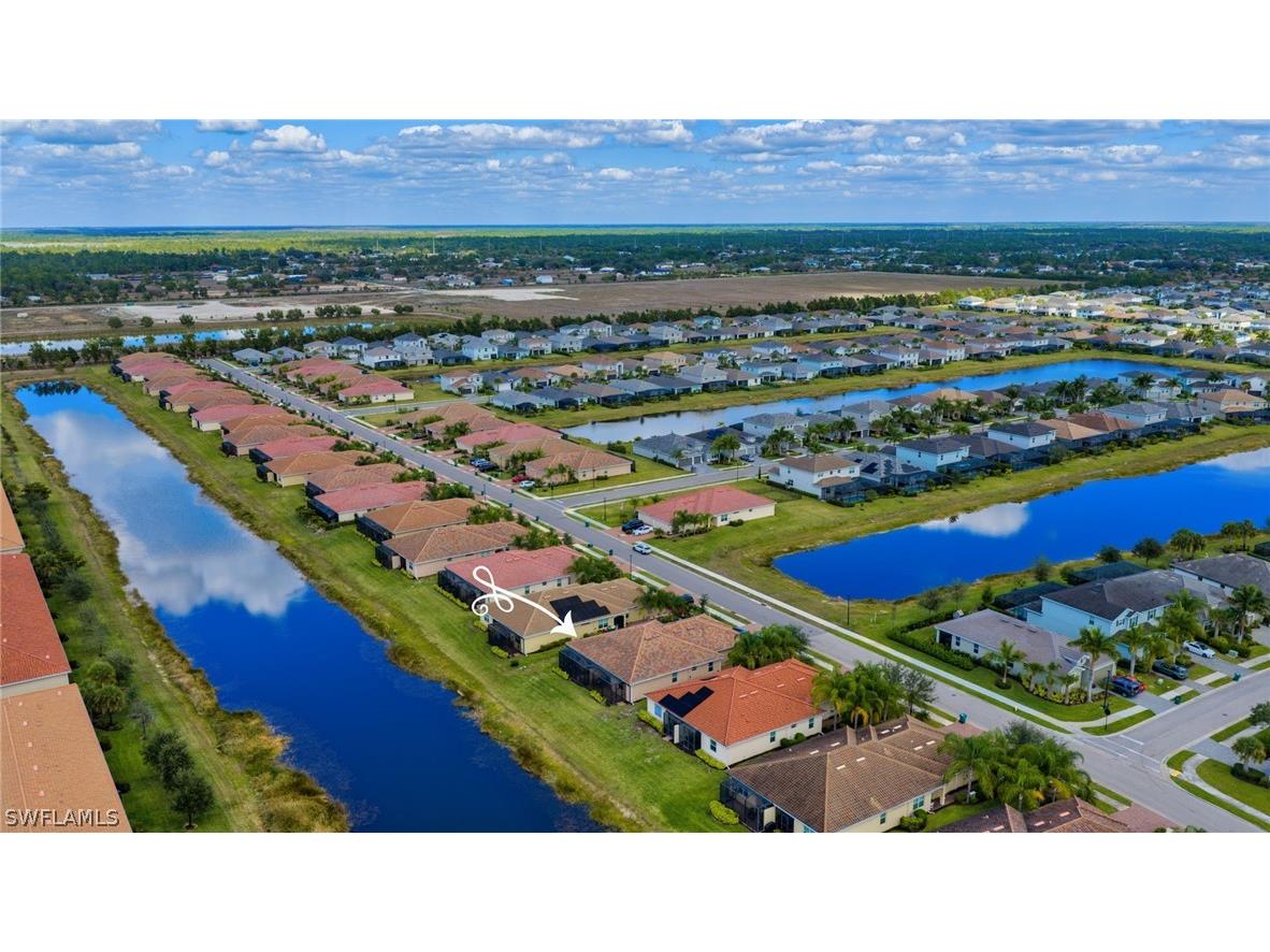 2543 Vine Avenue Naples FL 34120 226006790 image20