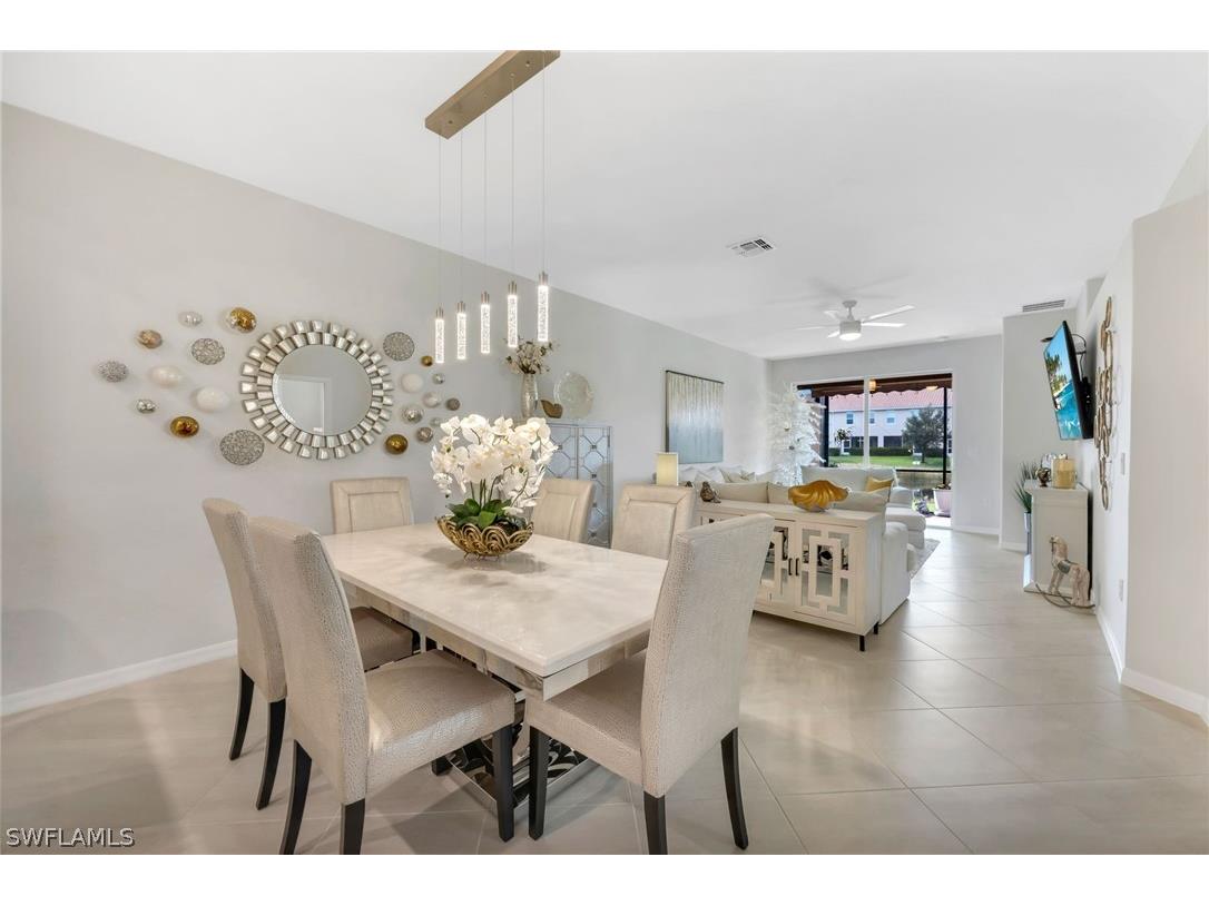 2543 Vine Avenue Naples FL 34120 226006790 image8