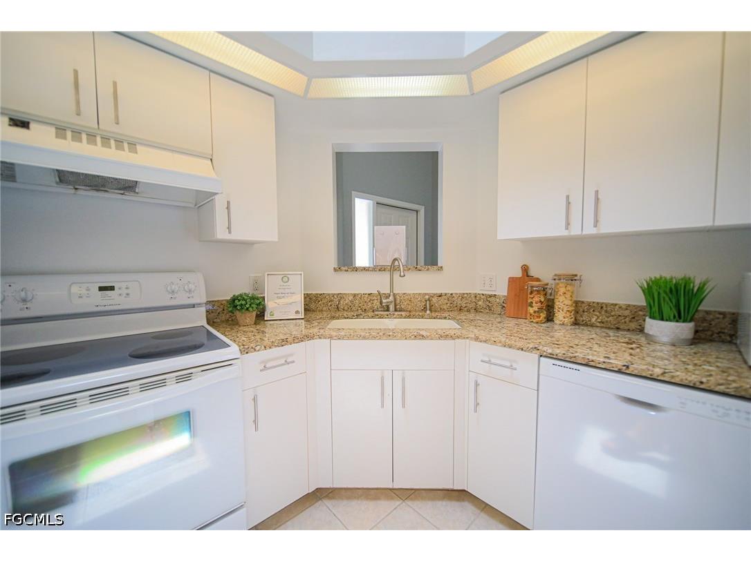 25431 Fairway Dunes Court Bonita Springs FL 34135 2026001756 image2