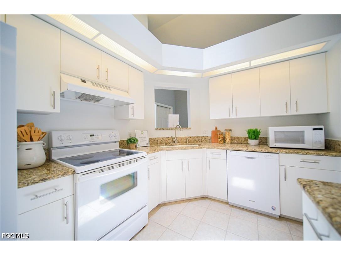 25431 Fairway Dunes Court Bonita Springs FL 34135 2026001756 image3