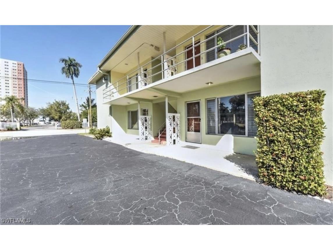 2544 1st Street #102 Fort Myers FL 33901 223086558 image1