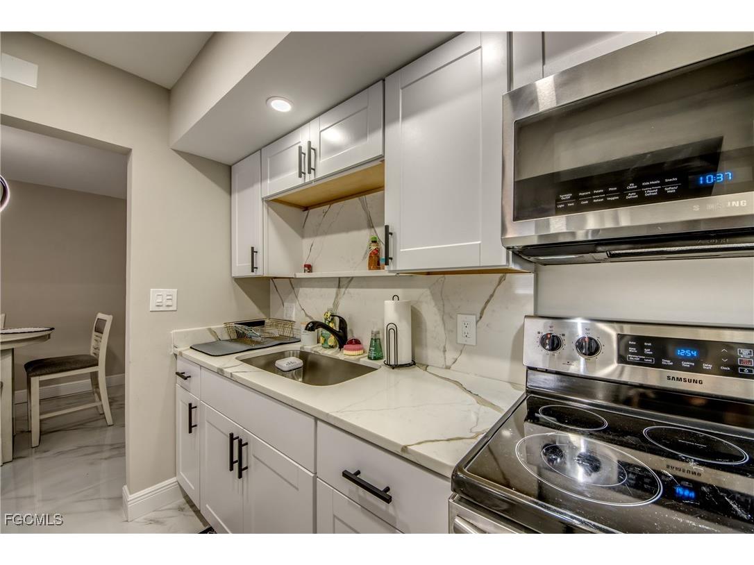 2544 1st Street #107 Fort Myers FL 33901 2025008688 image22