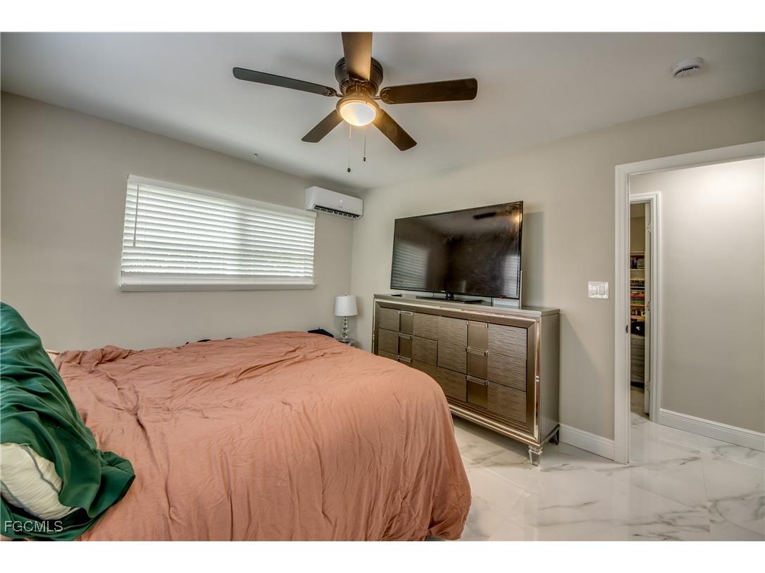 2544 1st Street #107 Fort Myers FL 33901 2025008688 image25