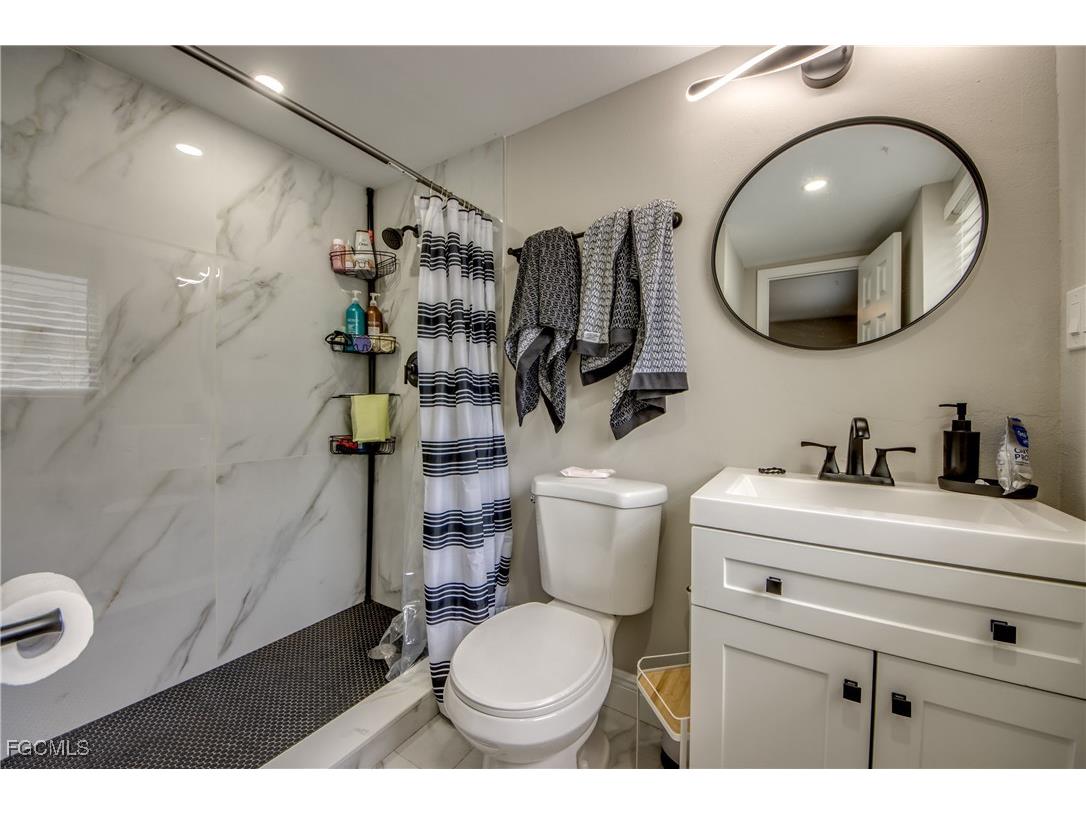 2544 1st Street #107 Fort Myers FL 33901 2025008688 image28