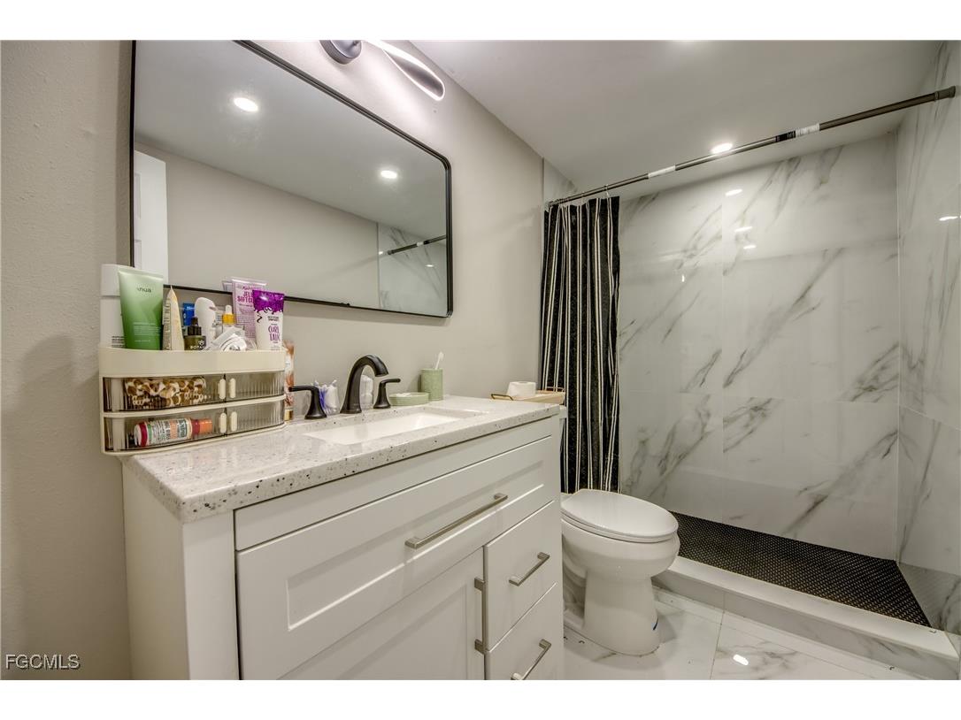 2544 1st Street #107 Fort Myers FL 33901 2025008688 image31